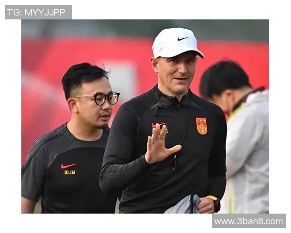 前国脚呼吁提高薪资标准认为500万税后仅300万不公正