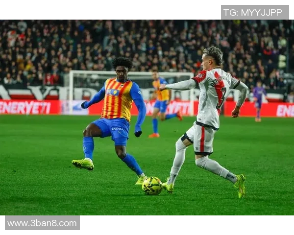 西甲焦点战巴列卡诺对决巴伦西亚比分预测与分析